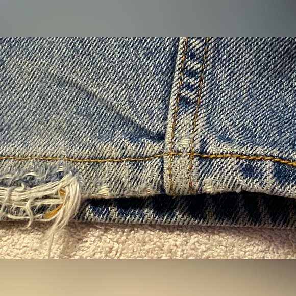 Vintage Men’s Levi 550 Jeans. 36 X 30. - Picture 12 of 12